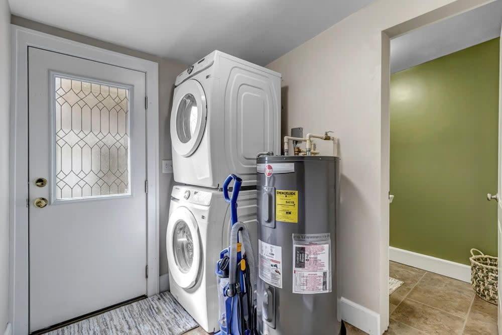 Cozy Retreat - Walkable To Bars & Restaurants Villa Jacksonville Bagian luar foto